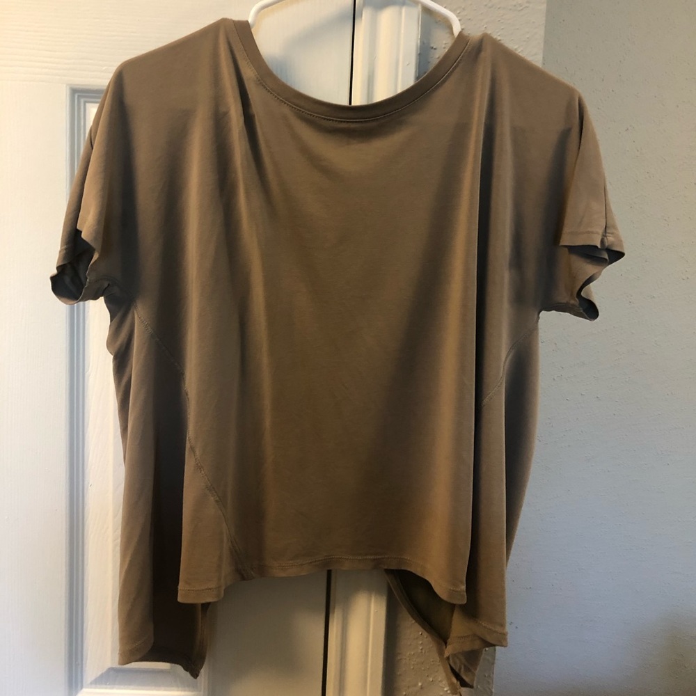 Short sleeve